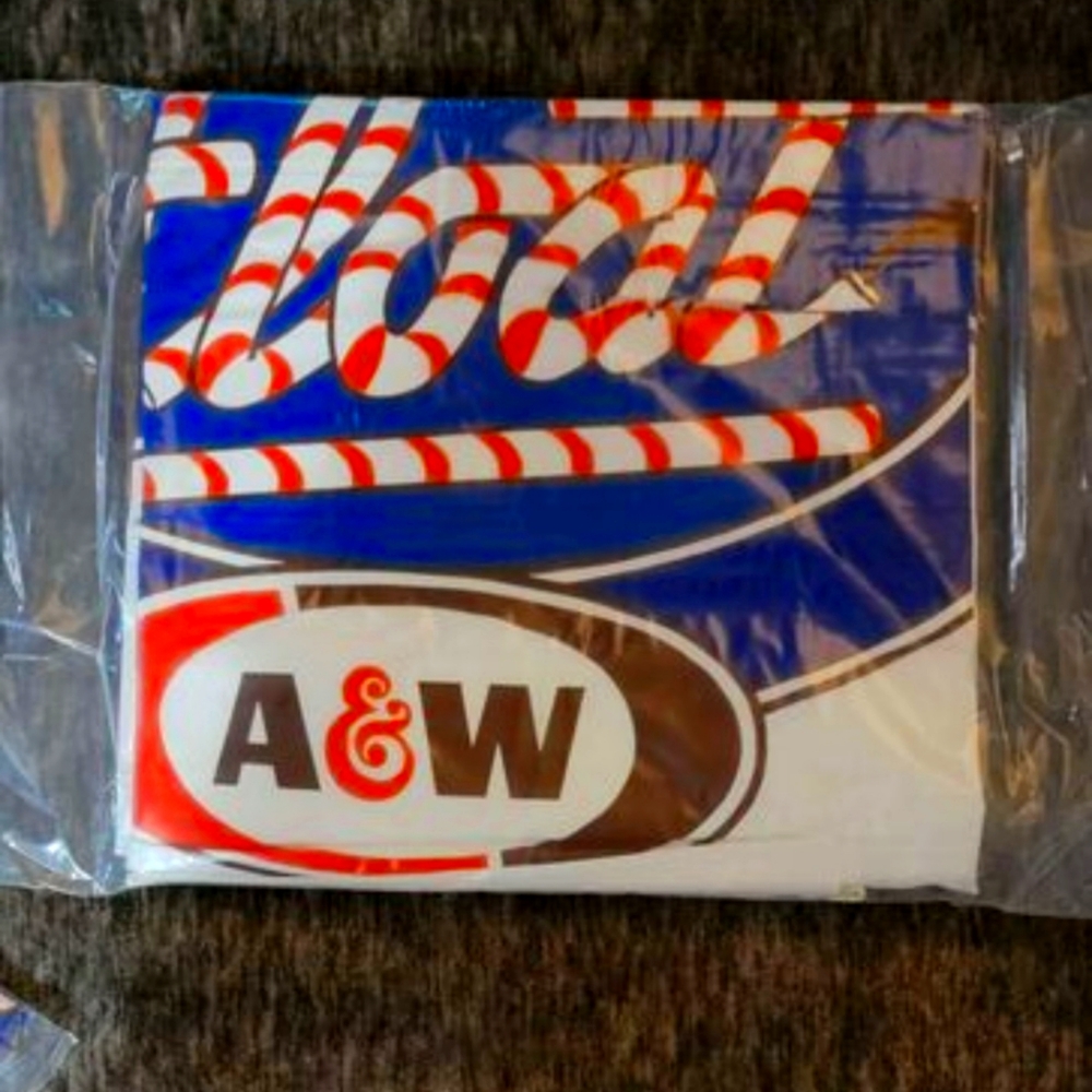 Vintage A&W Root Beer Air up Pool Float RARE New